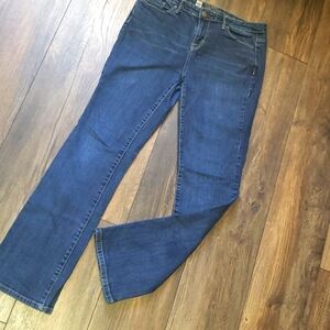 Mossimo Women's Curvy Fit Blue Boot Leg Jeans size 6S